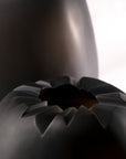Masterpiece Vaas Penombra Round | Dark Smokegrey - NU PUUR & GROEN