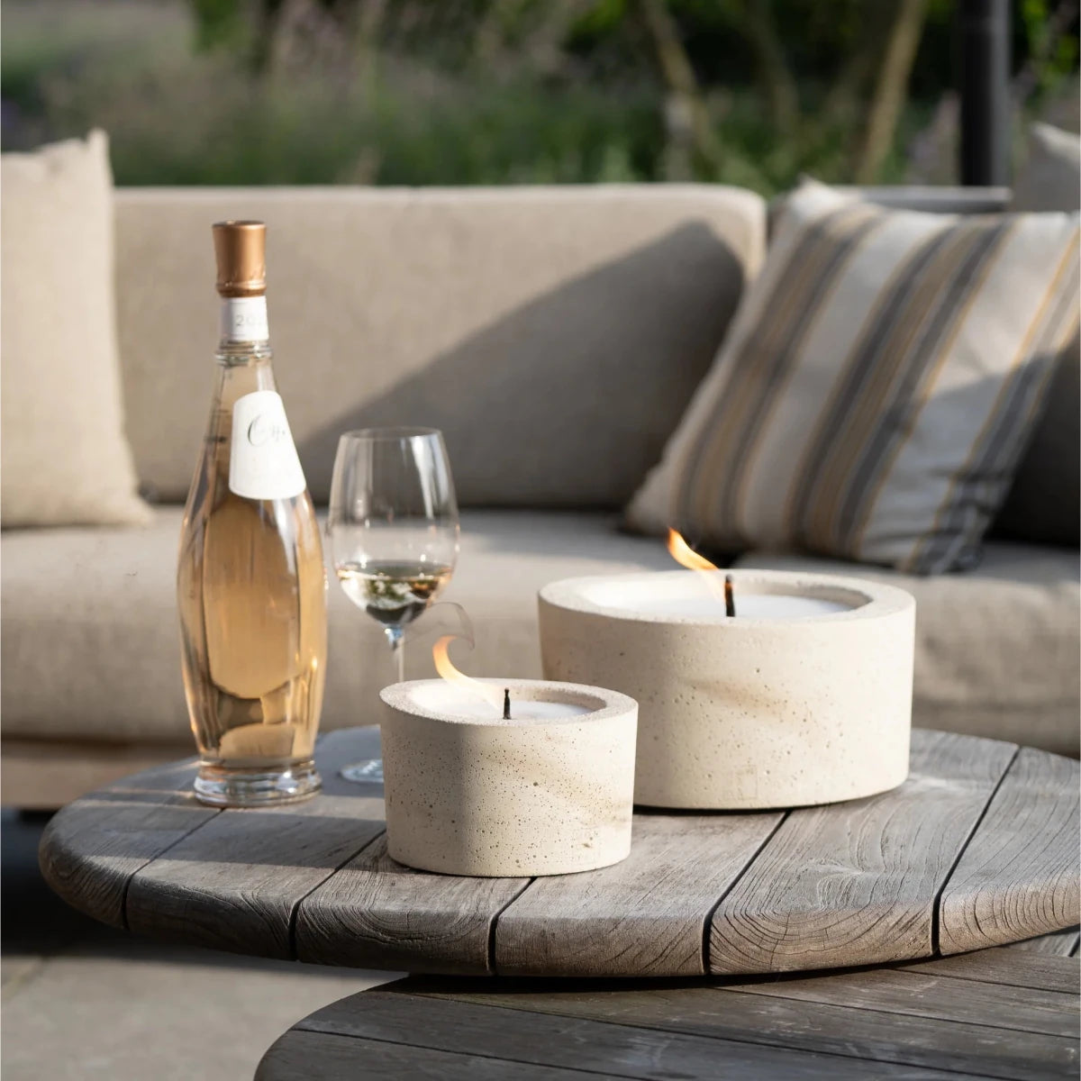 Buitenkaars Urban Outdoor Table Three | Ecru - NU PUUR &amp; GROEN