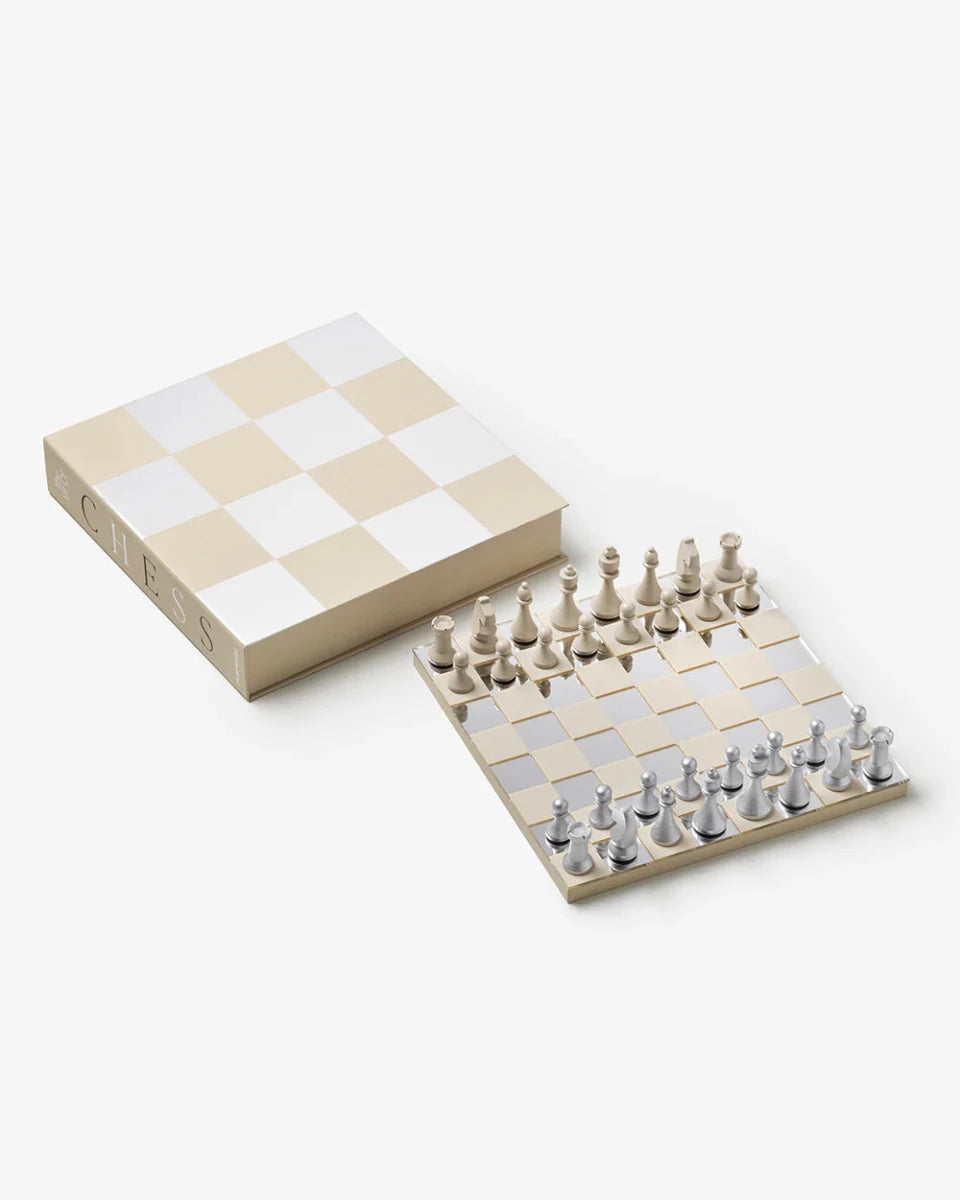 Classic Games | Chess, Mirror - NU PUUR & GROEN