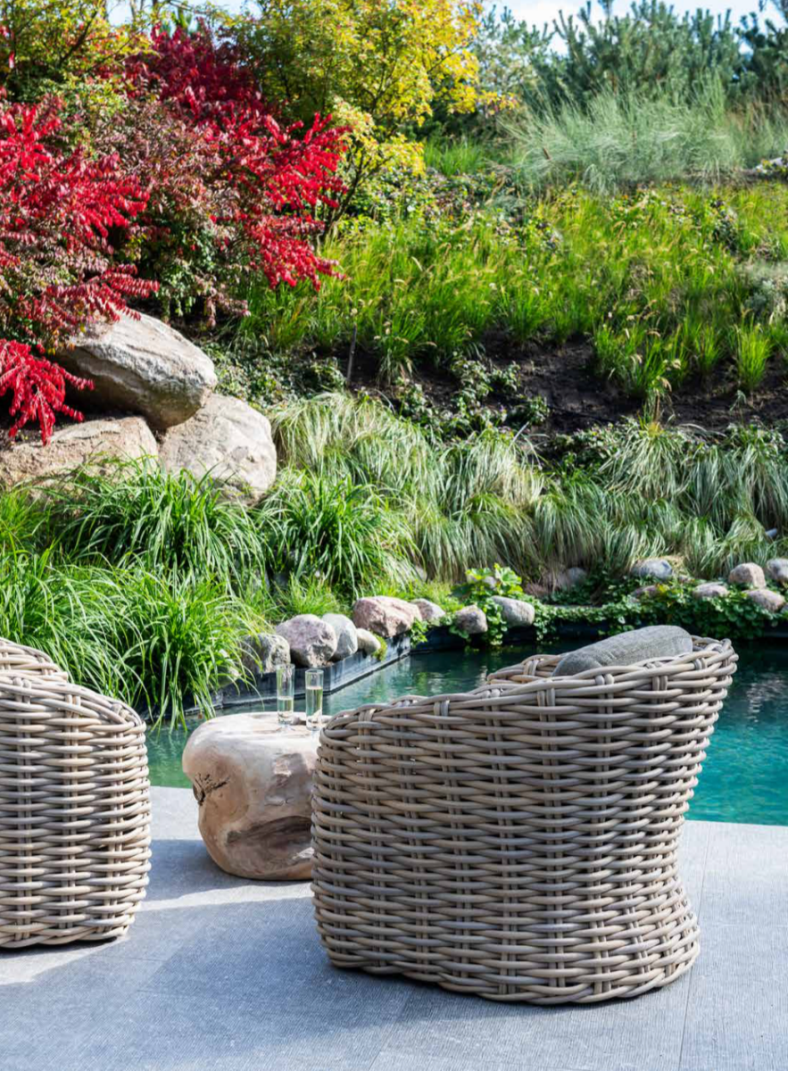 Easy Chair Feline | CL PE Wicker Natural - NU PUUR & GROEN