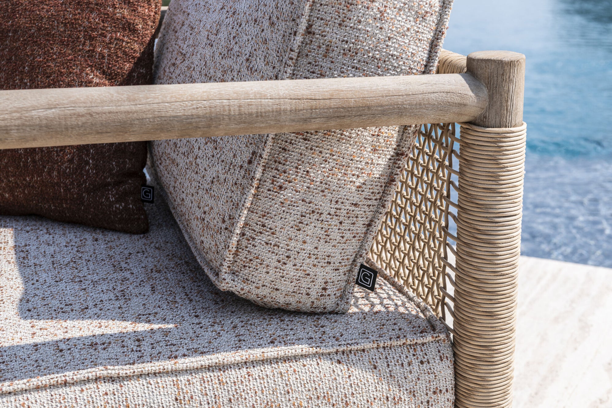 1-Seater Mieke | Teak Natural Grey / PE Wicker Sand
