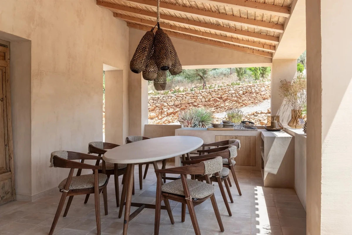 Oval Table Faye | Teak Woodstain Emas Brown / Concrete Top - NU PUUR & GROEN
